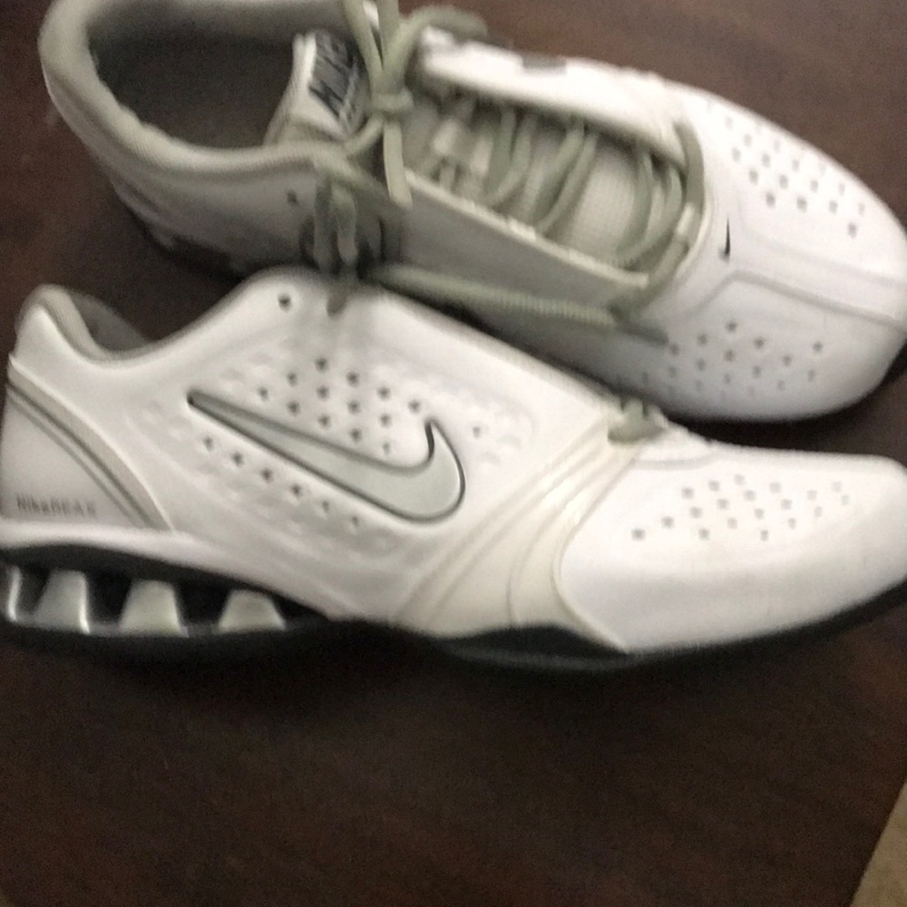 Nike training shoes size 8.